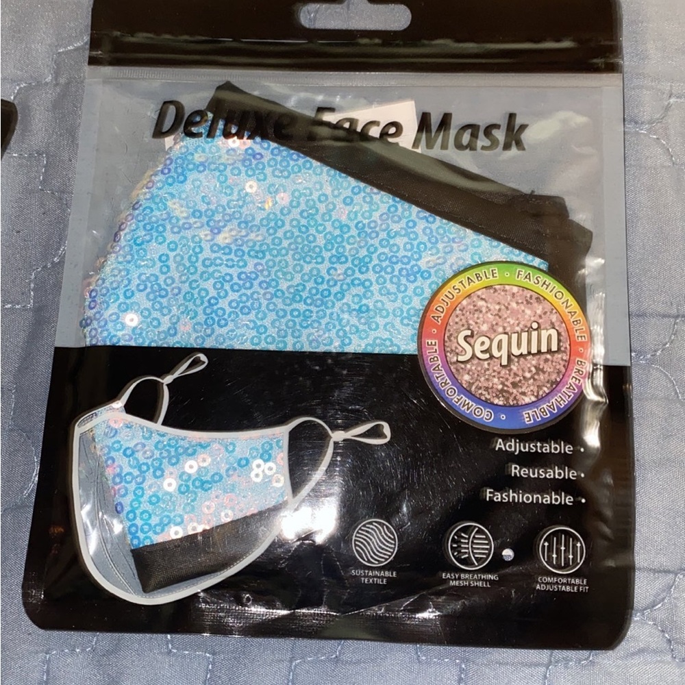 Deluxe reusable face mask